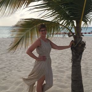 Meet your Posher, Joannie